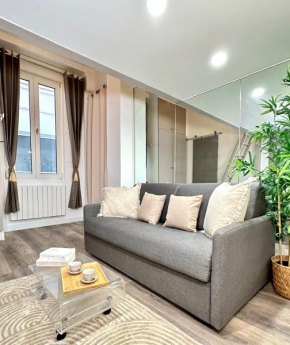 Stylish Studio steps from Le Marais